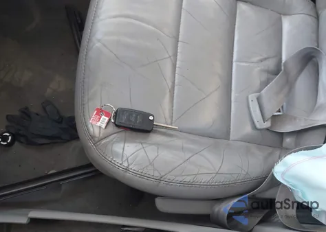 2005 Volkswagen Jetta Gls 2.0L из США, поврежденный, VIN 3VWSK69M25M030520